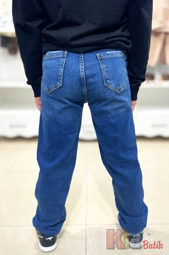 Купить Джинсы прямые синего цвета для мальчика A-yugi Jeans Аю24-5Сн(5403) на КидБутик Джинсы прямые синего цвета для мальчика A-yugi Jeans Аю24-5Сн(5403)