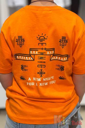 Купить Футболка оранжевая для мальчика "A new shape" NK Unsea НК24-31(46500) на КидБутик Футболка оранжевая для мальчика "A new shape" NK Unsea НК24-31(46500)