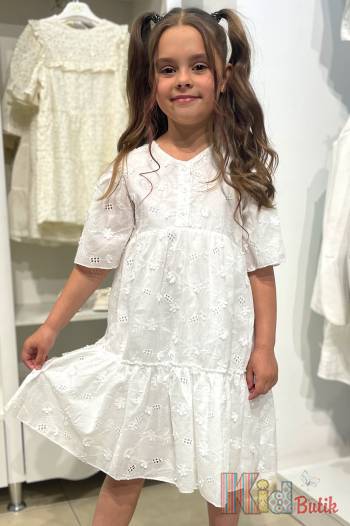 Купить Платье белое с принтом из рельефных цветочков Escabel Kids Ес24-26(35708) на КидБутик Платье белое с принтом из рельефных цветочков Escabel Kids Ес24-26(35708)