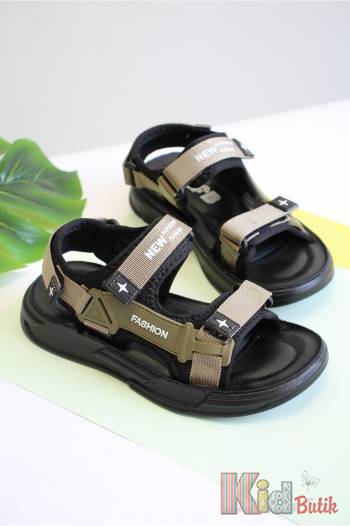 Купить Босоножки темного цвета "New fashion" для мальчика Jong-Golf 24-А8753-6 на КидБутик Босоножки темного цвета "New fashion" для мальчика Jong-Golf 24-А8753-6