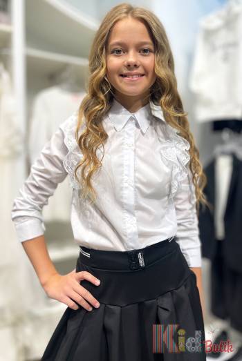 Купить Блуза школьная с кружевными рюшами по бокам для девочки MiniModa Мі24-31(417) на КидБутик Блуза школьная с кружевными рюшами по бокам для девочки MiniModa Мі24-31(417)