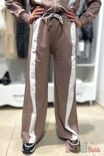 Купить Костюм спортивный бежевый со светлыми вставками для девочки MiniModa Мі24-33(34120) на КидБутик Костюм спортивный бежевый со светлыми вставками для девочки MiniModa Мі24-33(34120)