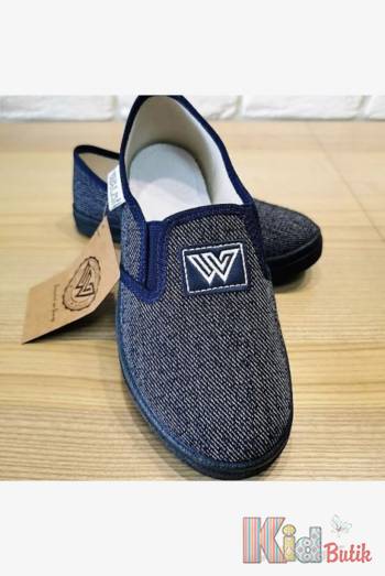 Купить Тапочки синий джинс "Viktor" для мальчика Waldi 24-225-495-10 на КидБутик Тапочки синий джинс "Viktor" для мальчика Waldi 24-225-495-10