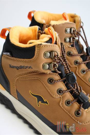 Купить Ботинки горчичные для старшего мальчика KangaROOS 24-10259-1142/С на КидБутик Ботинки горчичные для старшего мальчика KangaROOS 24-10259-1142/С