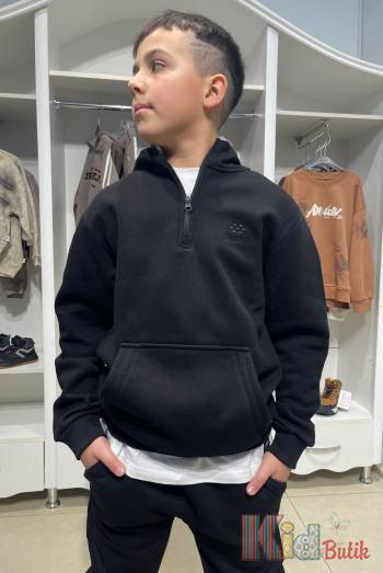 Купити Худі чорний з вишивкою для хлопчика Tommy Life ТЛ24-9(11244) на КідБутік Худі чорний з вишивкою для хлопчика Tommy Life ТЛ24-9(11244)