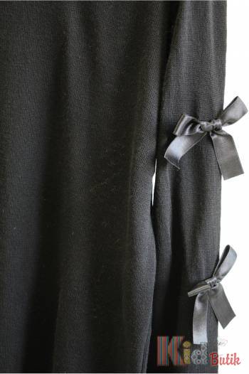 Купити Джемпер чорного кольору з бантиками MiniModa Мі24-37Чор(1579S) на КідБутік Джемпер чорного кольору з бантиками MiniModa Мі24-37Чор(1579S)