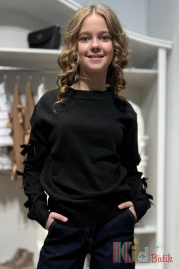 Купити Джемпер чорного кольору з бантиками MiniModa Мі24-37Чор(1579S) на КідБутік Джемпер чорного кольору з бантиками MiniModa Мі24-37Чор(1579S)