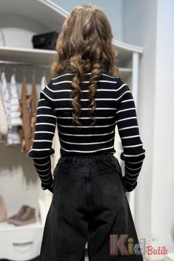 Купити Джемпер чорний в смужку для дівчинки MiniModa Мі24-34Чор(1642В) на КідБутік Джемпер чорний в смужку для дівчинки MiniModa Мі24-34Чор(1642В)