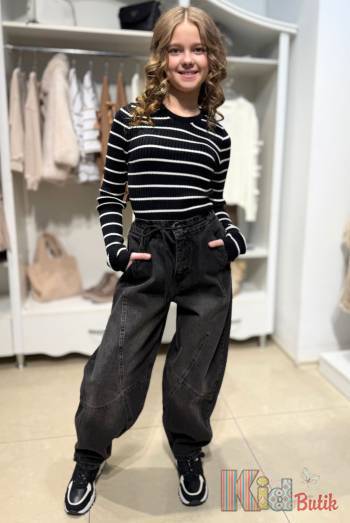 Купити Джемпер чорний в смужку для дівчинки MiniModa Мі24-34Чор(1642В) на КідБутік Джемпер чорний в смужку для дівчинки MiniModa Мі24-34Чор(1642В)