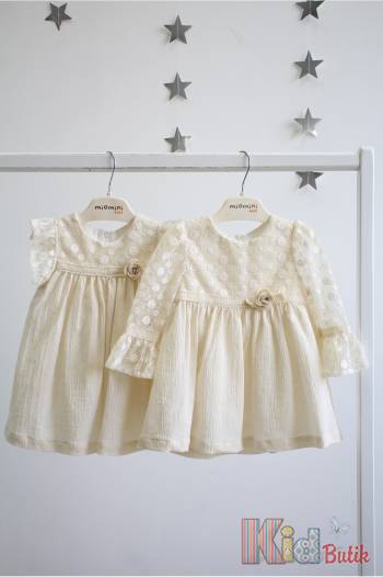 Купити Сукня кремова з квіточкою для дівчинки MYMIO baby Му25-4257Бж на КідБутік Сукня кремова з квіточкою для дівчинки MYMIO baby Му25-4257Бж