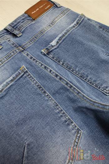 Купить Джинсы бананы широкие светло-синие для мальчика A-yugi Jeans Аю25-11(5467) на КидБутик Джинсы бананы широкие светло-синие для мальчика A-yugi Jeans Аю25-11(5467)