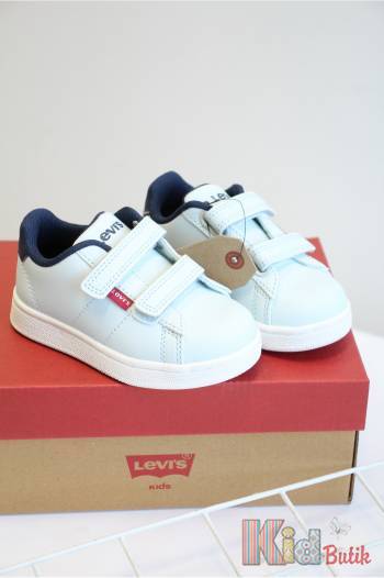 Купити Кросівки блакитного кольору для хлопчика Levi's Lv25-8Блак(0232S) на КідБутік Кросівки блакитного кольору для хлопчика Levi's Lv25-8Блак(0232S)