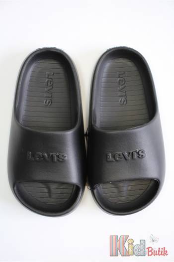 Купить Шлепанцы черные с надписью Levis Levi's Lv25-10Чор (0001S) на КидБутик Шлепанцы черные с надписью Levis Levi's Lv25-10Чор (0001S)