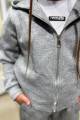 Купить Костюм спортивный 2-ка серый с кантами на штанах Boys Girls Bg25-4Сір(Т886) на КидБутик Костюм спортивный 2-ка серый с кантами на штанах Boys Girls Bg25-4Сір(Т886) - фото 4