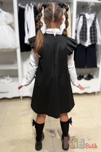 Купить Платье школьное с брошью-бантиком Capris Ка25-1(185) на КидБутик Платье школьное с брошью-бантиком Capris Ка25-1(185)
