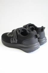 Купить Кроссовки черные с сеткой для мальчика Gap Gap25-GPK521210Чор на КидБутик Кроссовки черные с сеткой для мальчика Gap Gap25-GPK521210Чор