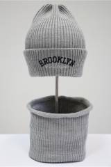 Купить Комплект шапка и снуд светло-серые "Brooklyn" Nikola N25-17Св.ср(25WP18k) на КидБутик Комплект шапка и снуд светло-серые "Brooklyn" Nikola N25-17Св.ср(25WP18k)