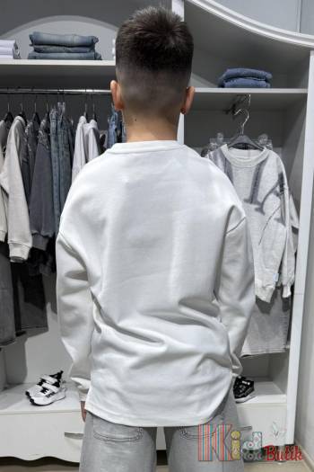 Купити Світшот молочний "Essetnilas" A-yugi Jeans Аю25-35Мол(7356) на КідБутік Світшот молочний "Essetnilas" A-yugi Jeans Аю25-35Мол(7356)