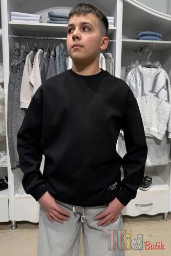 Купити Світшот чорний "Essetnilas" A-yugi Jeans Аю25-35Чор(7356) на КідБутік Світшот чорний "Essetnilas" A-yugi Jeans Аю25-35Чор(7356)