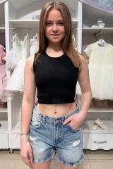 Купить Майка-топ черного цвета для девочки A-yugi Jeans Аю25-46Чорн на КидБутик Майка-топ черного цвета для девочки A-yugi Jeans Аю25-46Чорн