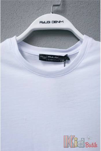 Купити Футболка біла для хлопчика A-yugi Jeans Аю25-34Бл(7251) на КідБутік Футболка біла для хлопчика A-yugi Jeans Аю25-34Бл(7251)