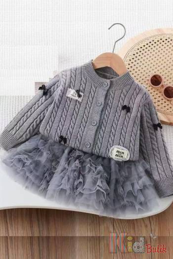 Купить Костюм 2-ка серый кофта+юбка Bolina Baby И26-8Ср(25103) на КидБутик Костюм 2-ка серый кофта+юбка Bolina Baby И26-8Ср(25103)