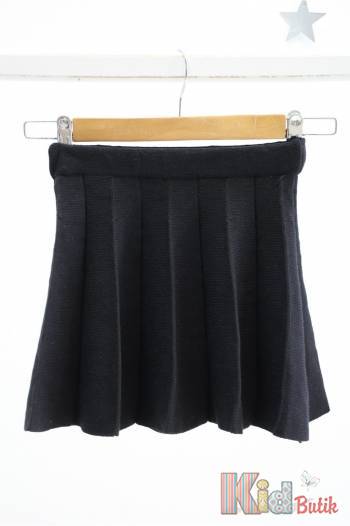 Купити Костюм 2-ка чорний кофта+спідниця "Бантик" Bolina Baby И26-11Чорн(88609) на КідБутік Костюм 2-ка чорний кофта+спідниця "Бантик" Bolina Baby И26-11Чорн(88609)