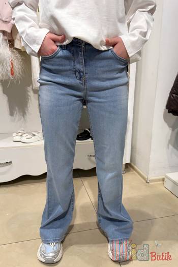 Купити Джинси кльош блакитного кольору для дівчинки A-yugi Jeans Аю26-44Блак(9641) на КідБутік Джинси кльош блакитного кольору для дівчинки A-yugi Jeans Аю26-44Блак(9641)