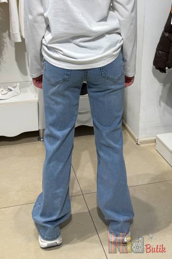Купити Джинси кльош блакитного кольору для дівчинки A-yugi Jeans Аю26-44Блак(9641) на КідБутік Джинси кльош блакитного кольору для дівчинки A-yugi Jeans Аю26-44Блак(9641)