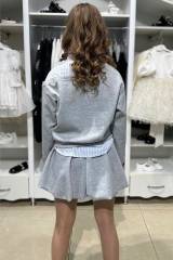 Купить Костюм 2-ка серый юбка+свитшот с обманкой Другие бренды В*Р26-4сір(26695) на КидБутик Костюм 2-ка серый юбка+свитшот с обманкой Другие бренды В*Р26-4сір(26695)