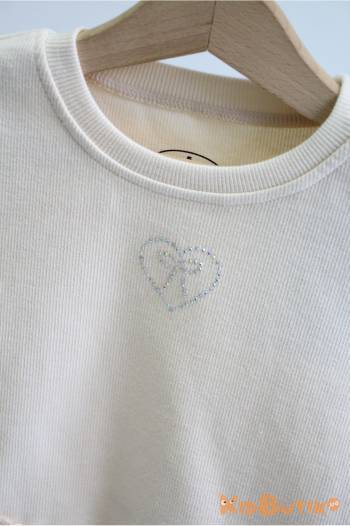Купити Футболка бежева для дівчинки Escabel Kids Ес26-32Беж(36202) на КідБутік Футболка бежева для дівчинки Escabel Kids Ес26-32Беж(36202)