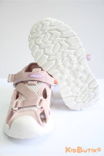 Купить Босоножки розовые закрытые с тесьмой-липучкой Tom.m 26-60072D на КидБутик Босоножки розовые закрытые с тесьмой-липучкой Tom.m 26-60072D