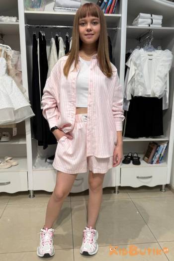 Купити Шорти в смужку для дівчинки Reporter Young Р26-40(0112G-51-600) на КідБутік Шорти в смужку для дівчинки Reporter Young Р26-40(0112G-51-600)
