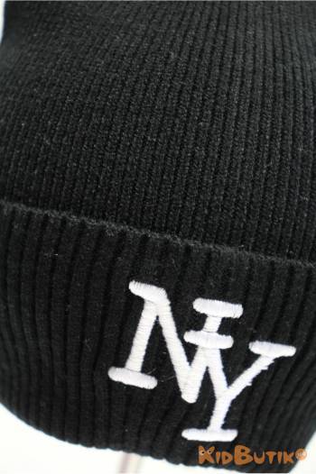 Купити Шапка чорна з нашивкою "NY" Makko Мк26-36Чорн(03726) на КідБутік Шапка чорна з нашивкою "NY" Makko Мк26-36Чорн(03726)