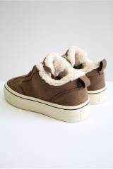 Купить Кроссовки утепленные шоколадные со светлой подошвой Jong-Golf 26-C31160-24 на КидБутик Кроссовки утепленные шоколадные со светлой подошвой Jong-Golf 26-C31160-24