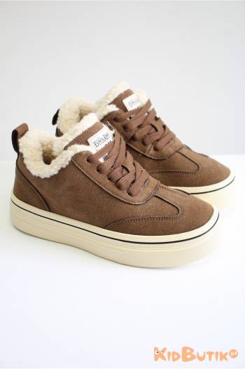 Купить Кроссовки утепленные шоколадные со светлой подошвой Jong-Golf 26-C31160-24 на КидБутик Кроссовки утепленные шоколадные со светлой подошвой Jong-Golf 26-C31160-24