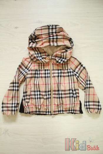 Вітровка для дівчинки з капюшоном у стилі Burberry